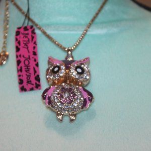 Nwtag  Clear crystal/🦉 Necklace